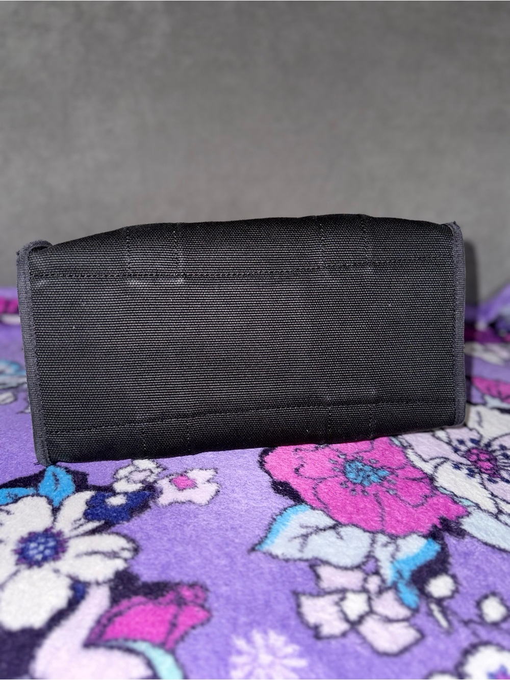 Coach Cargo Tote 20 - Picture 7 of 11
